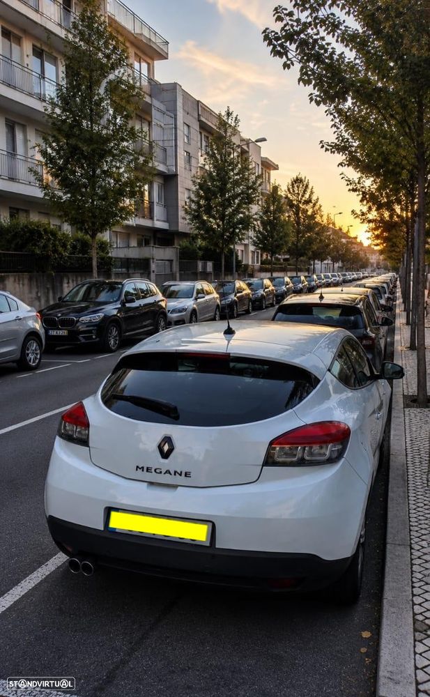 Renault Mégane Coupe Energy dCi 110 FAP Start & Stop GT Line - 3