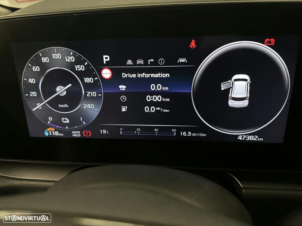 Kia Niro EV 64kWh Drive - 6
