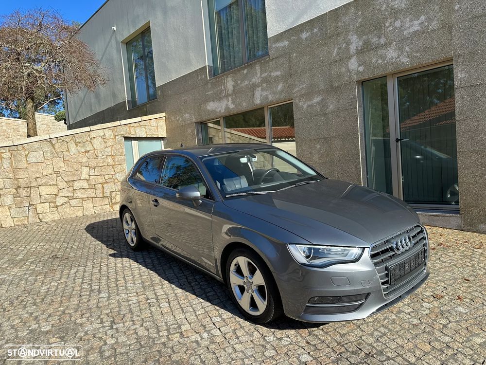 Audi A3 1.6 TDI Sport S tronic - 3