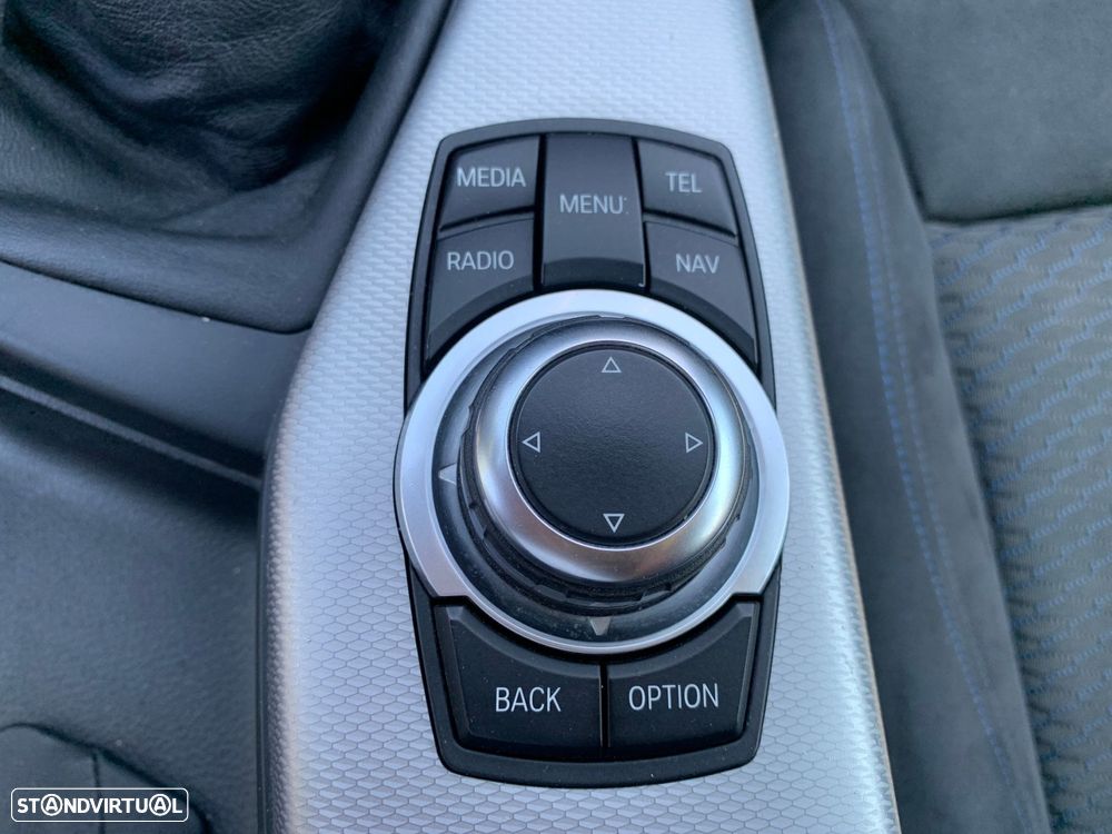 BMW 118 d Pack M - 36
