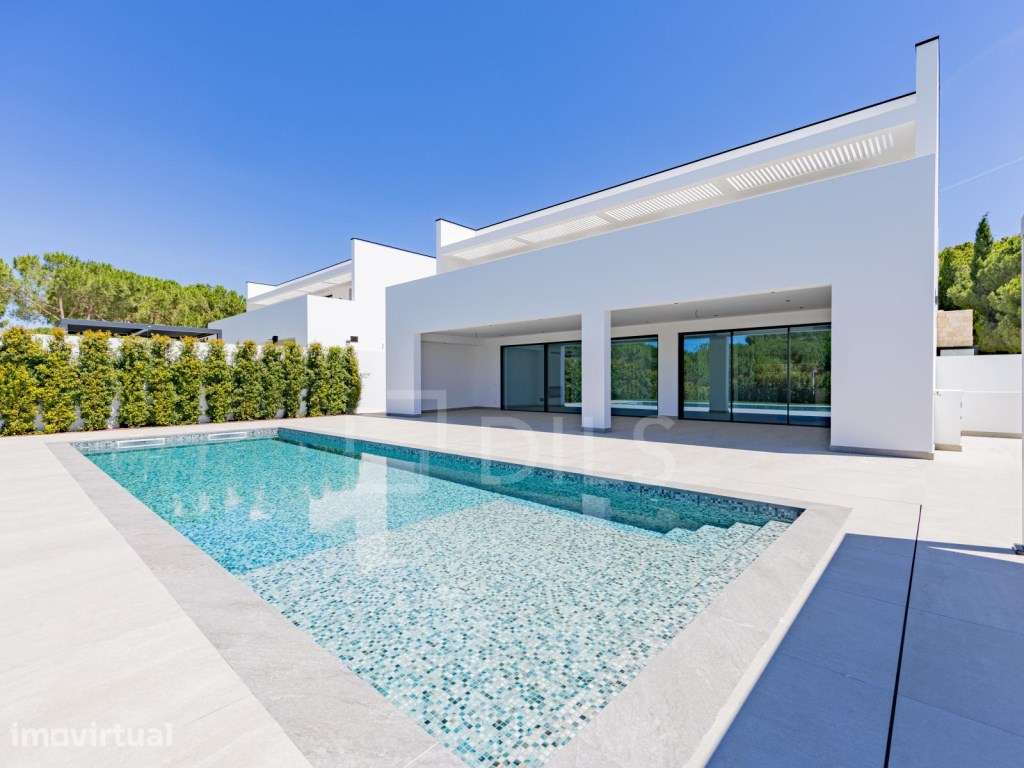 Moradia T4 com piscina, em novo condomínio, em Vilamoura - Grande imagem: 3/120