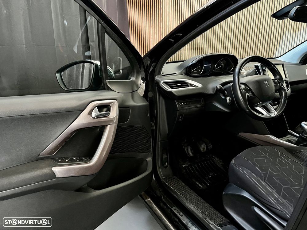 Peugeot 2008 1.6 BlueHDi Style - 7