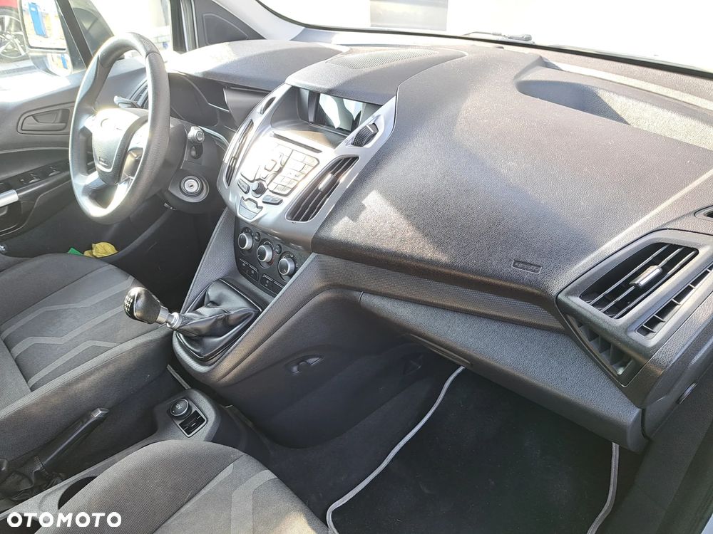 Ford Tourneo Connect ver-1-0-ecoboost-start--stop-titanium - 15
