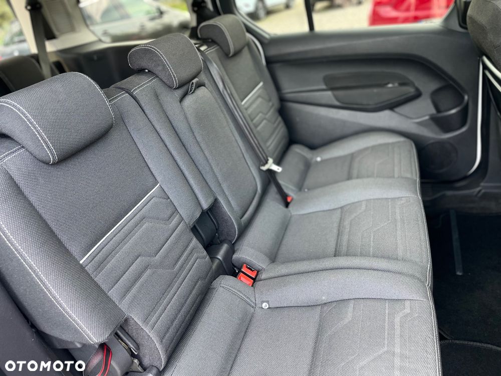 Ford Tourneo Connect Grand - 31
