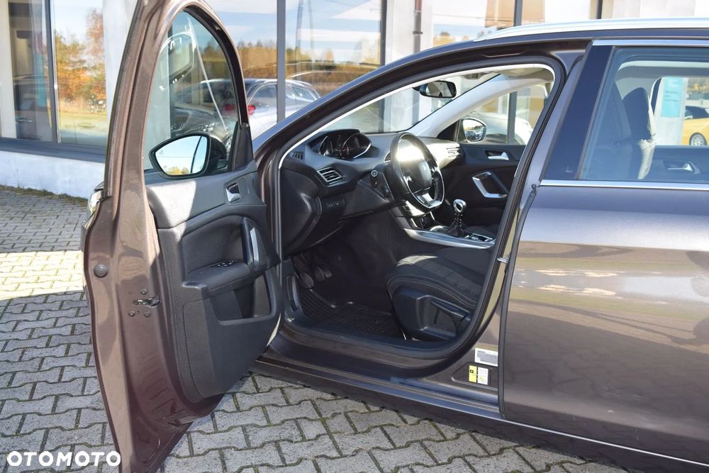 Peugeot 308 SW BlueHDi 120 Stop & Start Allure - 15