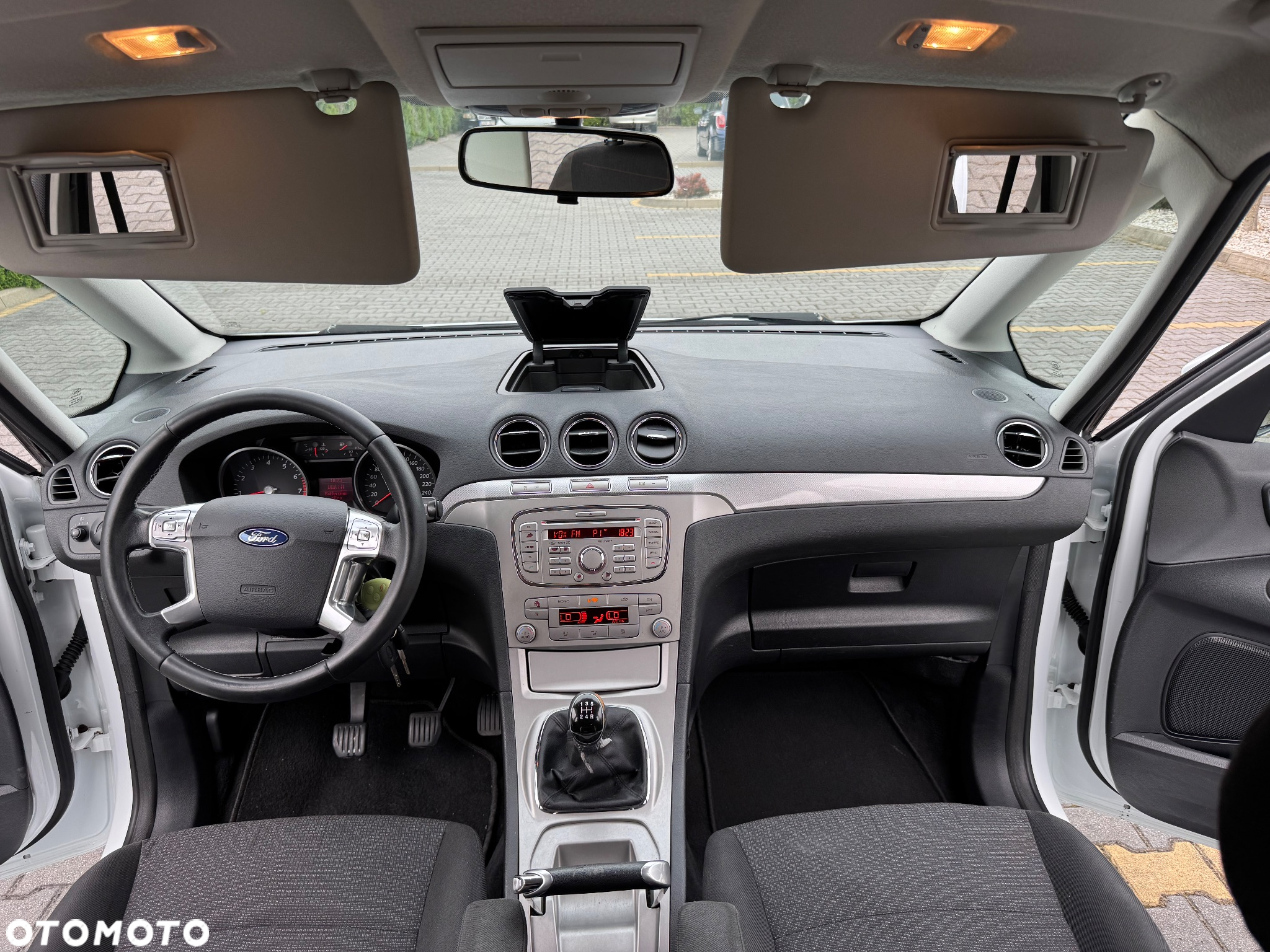 Ford Galaxy 2.0 Concept - 21