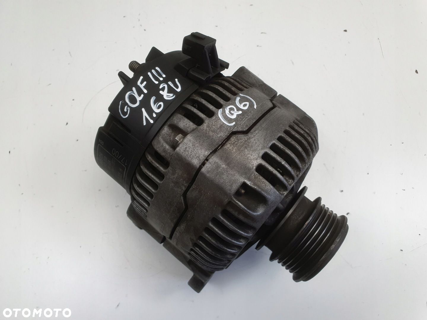 VW Golf III 1.6 ALTERNATOR 028903025H bosch 70A - 1