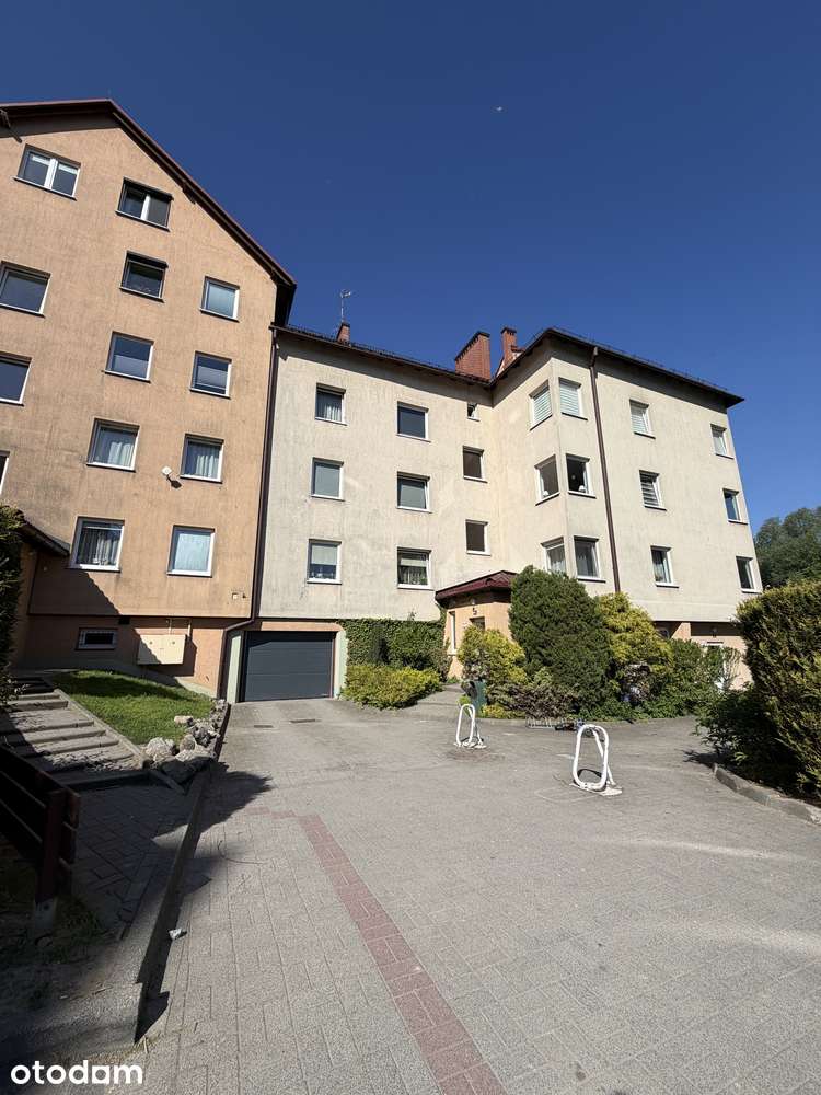 2pok, 38 m² | ok. 50 m² po podłodze | osiedle zamknięte, 395 tysiecy.