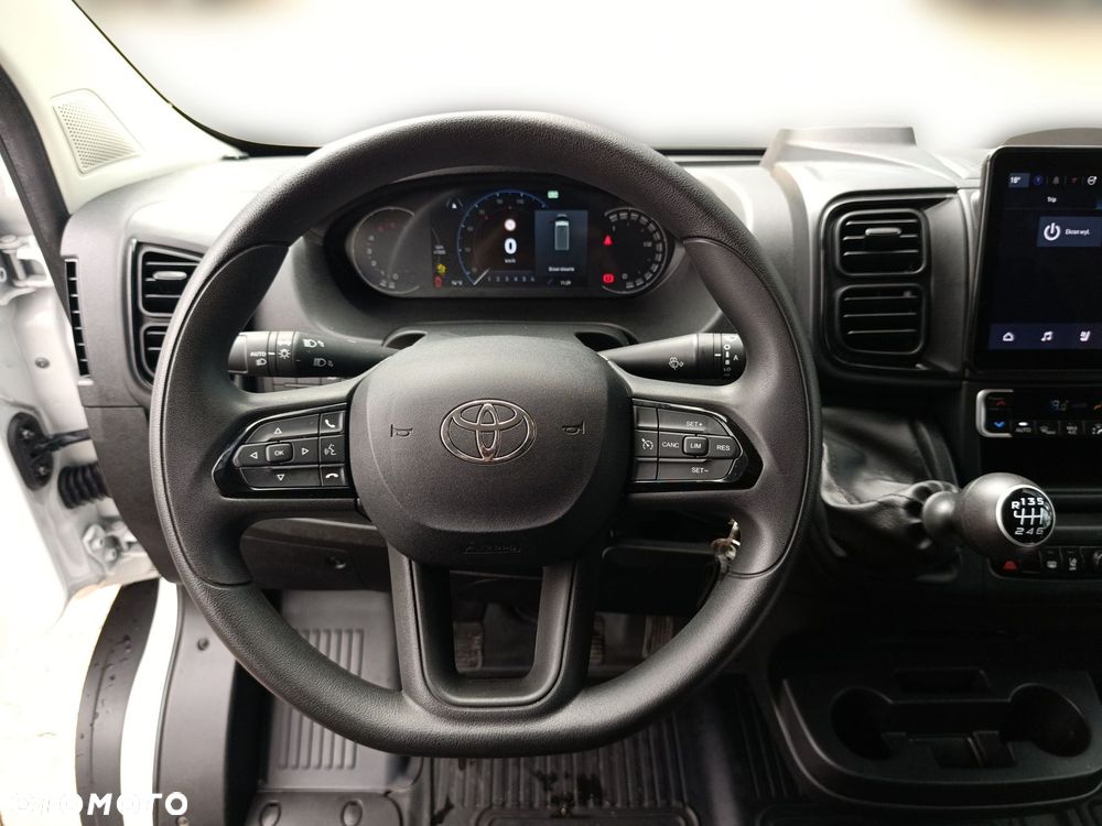 Toyota PROACE MAX - 17