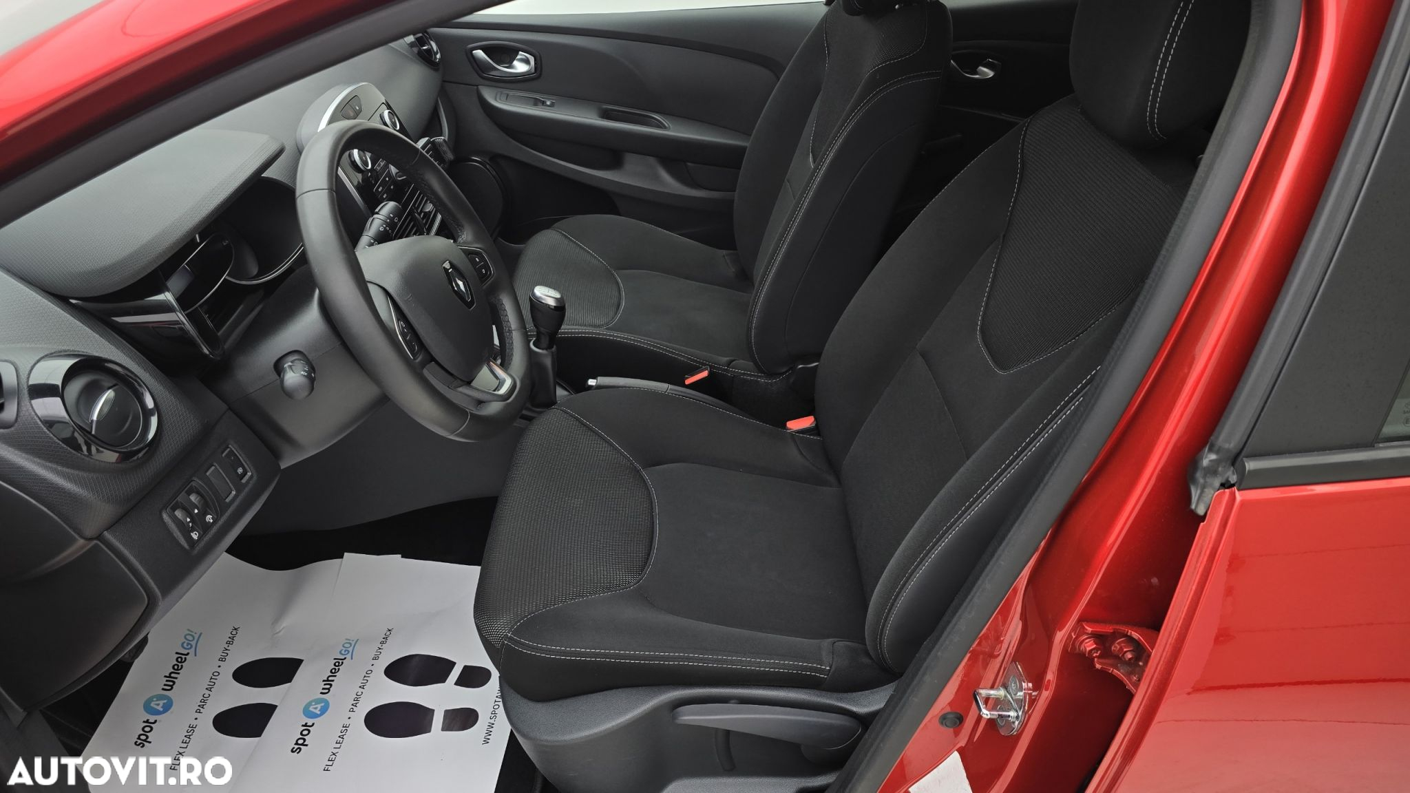 Renault Clio - 12