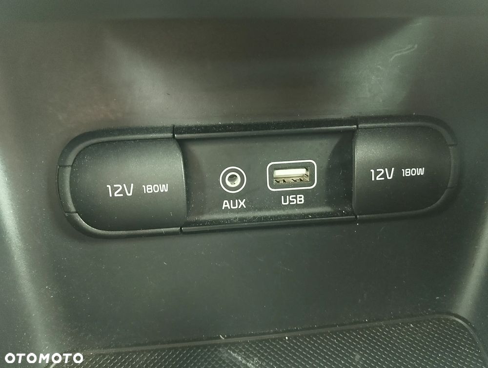 Kia Sportage - 16
