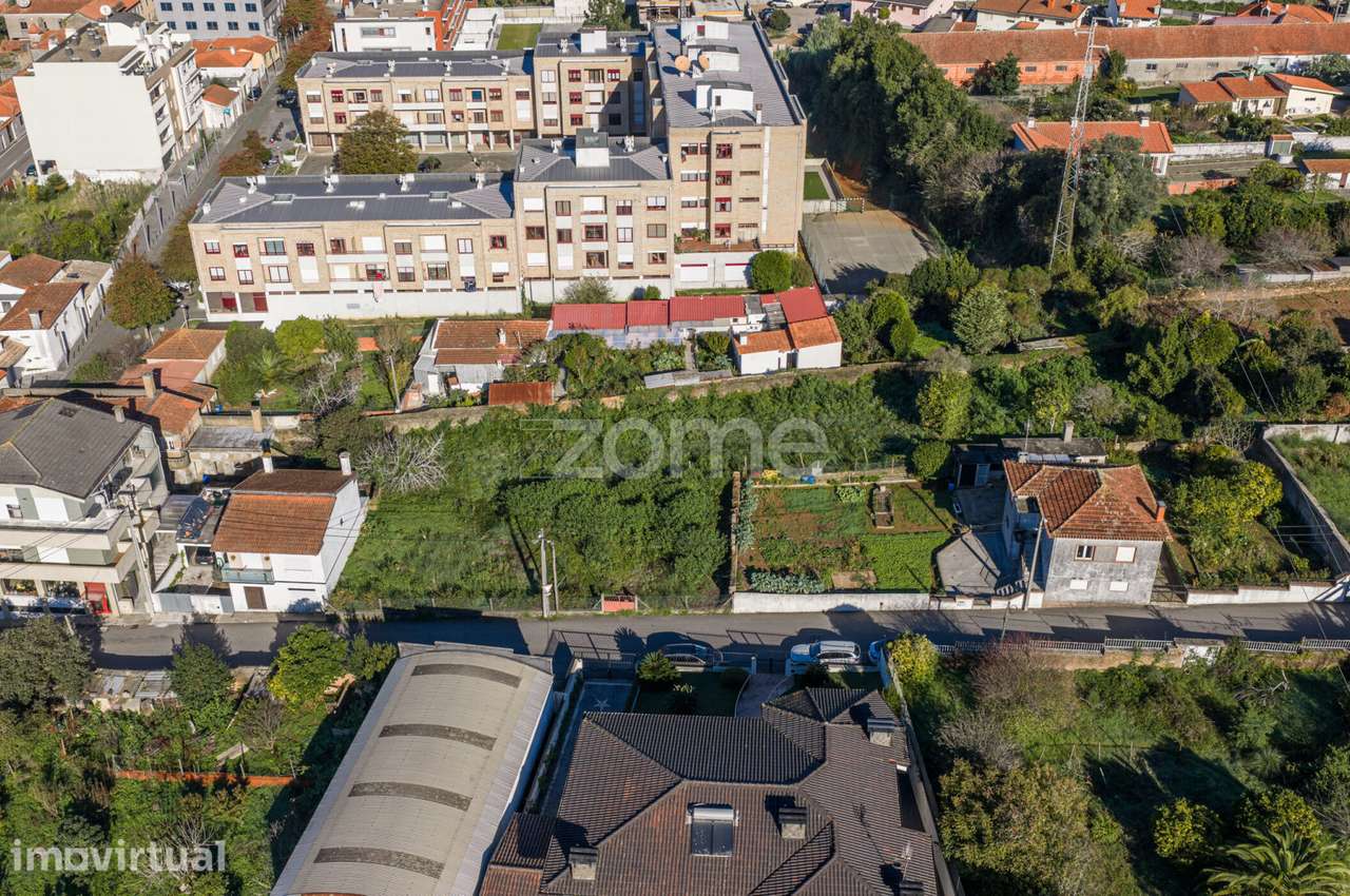 Terreno Urbano com PIP aprovado para construção de Moradias
