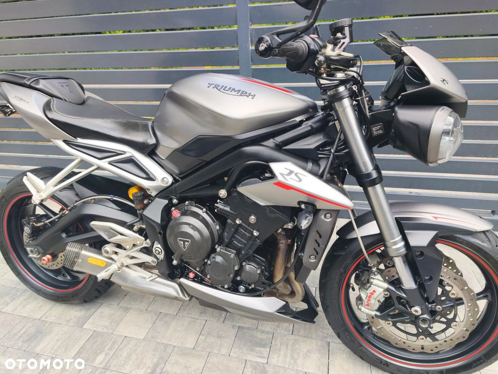 Triumph Street Triple - 20