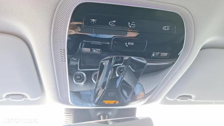 Mercedes-Benz GLC 300 e 4MATIC - 24