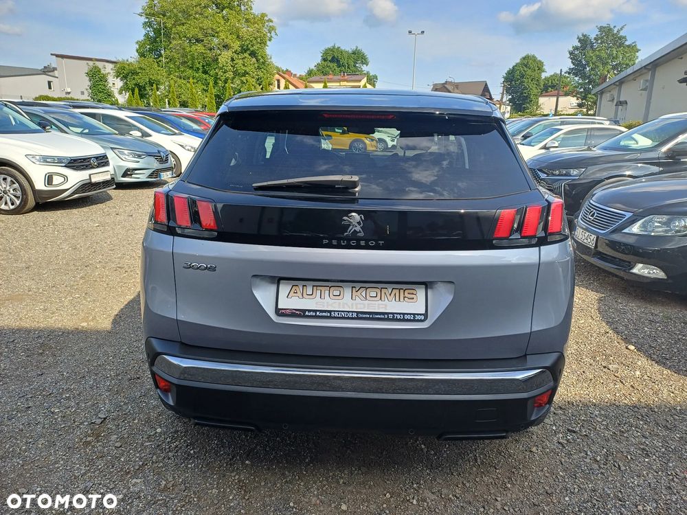 Peugeot 3008 1.2 PureTech Allure S&S - 5