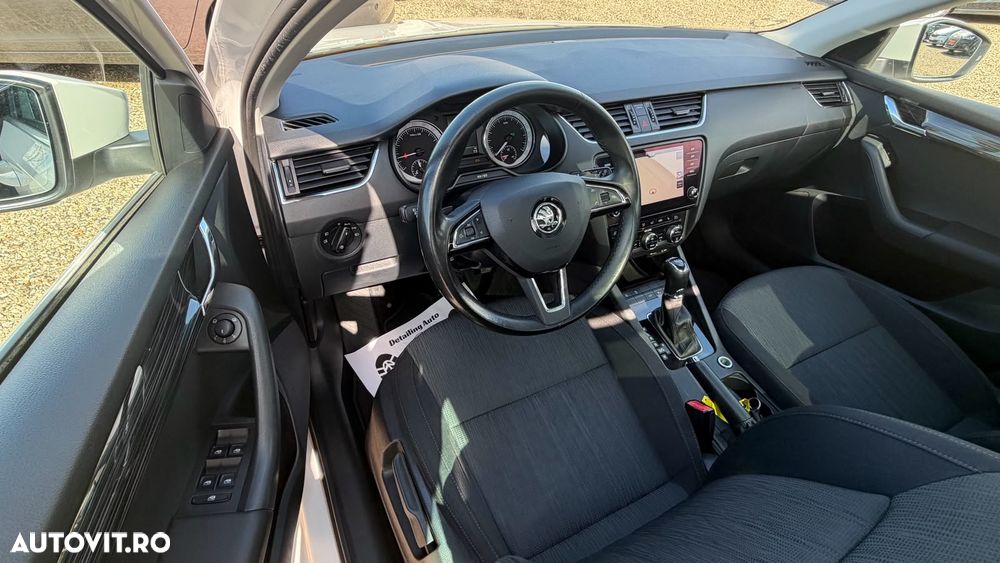 Skoda Octavia 1.6 TDI DSG Premium Edition - 9