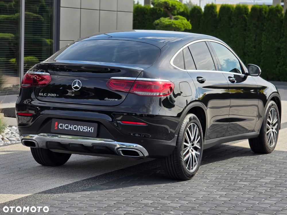 Mercedes-Benz GLC 200 4Matic 9G-TRONIC AMG Line - 10
