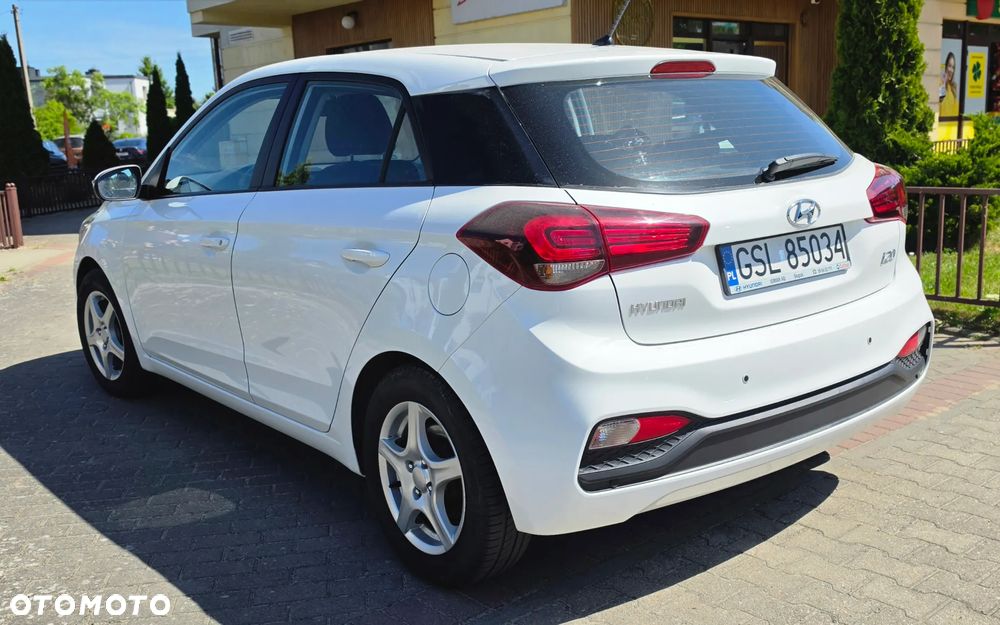 Hyundai i20 - 3