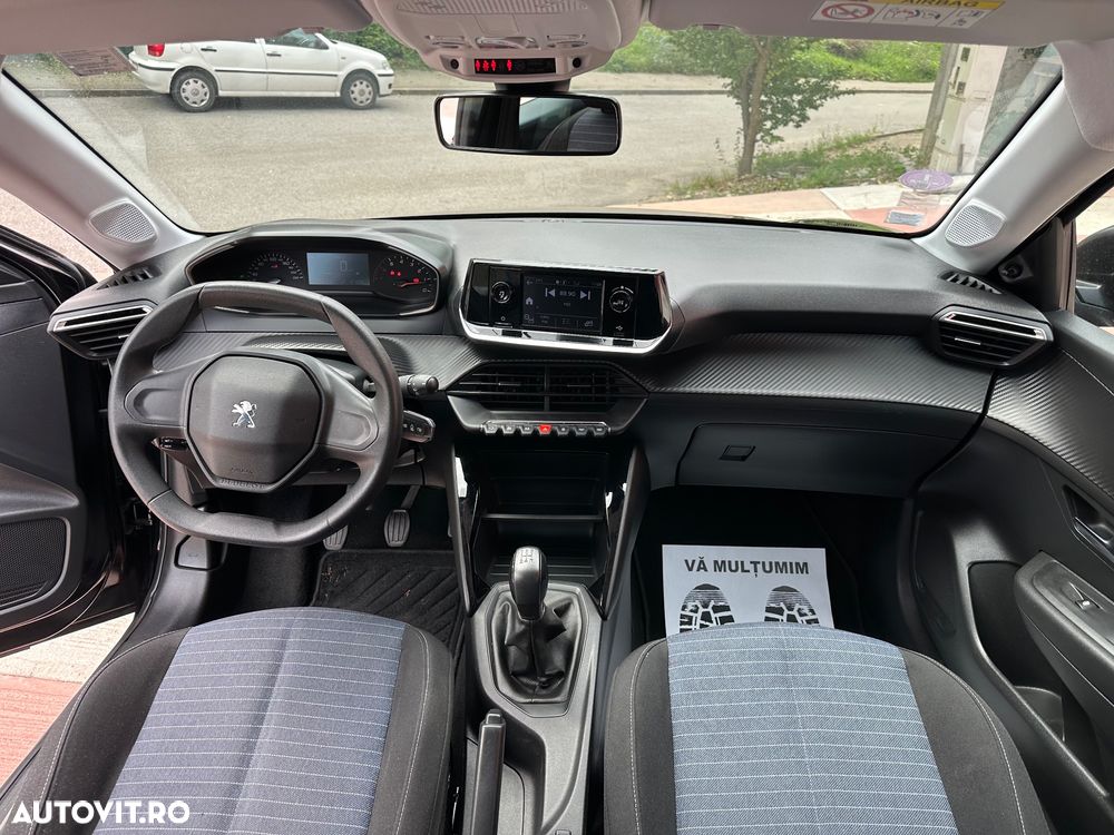 Peugeot 208 1.2L PureTech 75 S&S BVM5 Active - 7