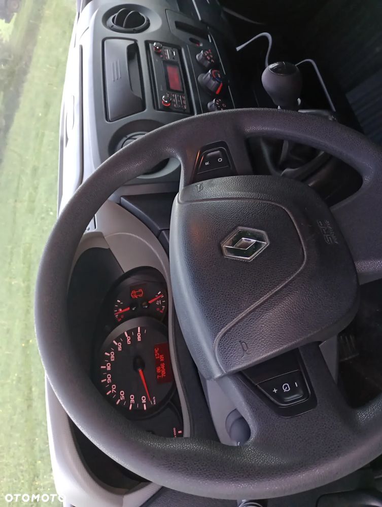 Renault Master - 10