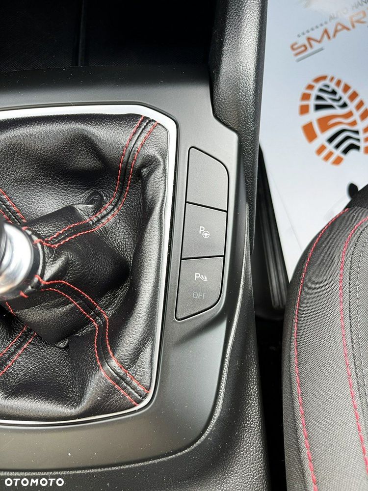 Ford Focus 1.0 EcoBoost ST-Line Business - 21