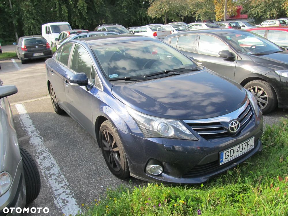Toyota Avensis 1.8 Sol plus NAVI MS - 1