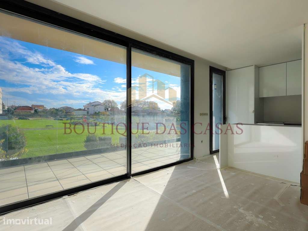 Apartamento T3 com Varanda de 29m2 - Madalena - Grande imagem: 4/20