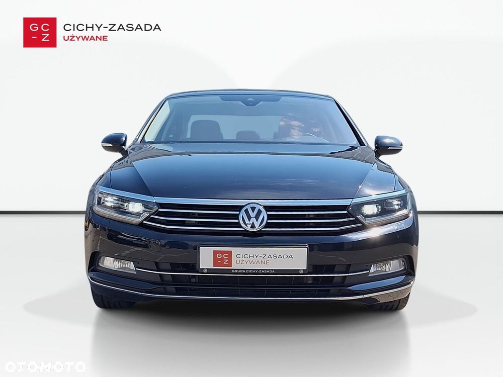 Volkswagen Passat 2.0 TSI 4Mot Highline DSG - 2