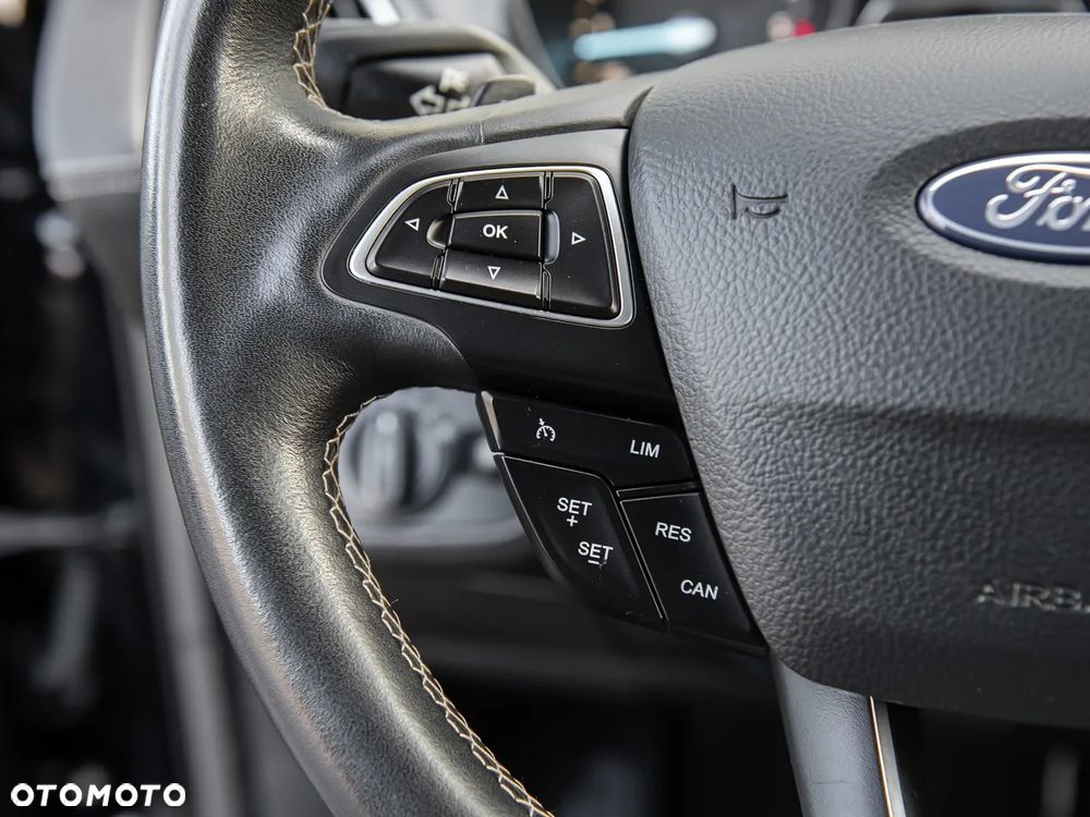Ford Kuga 2.0 TDCi 4x4 Vignale - 22