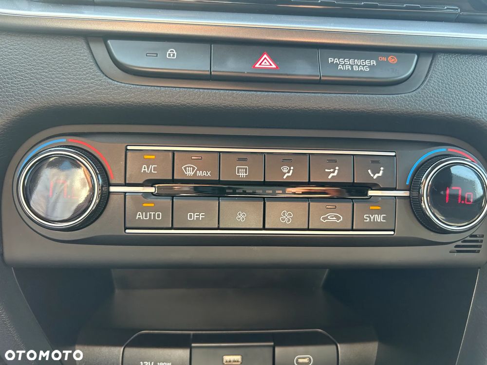 Kia Ceed 1.5 T-GDI M - 23
