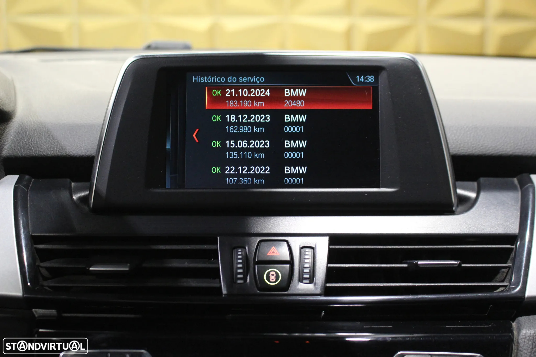 BMW 216 Active Tourer d Advantage - 28