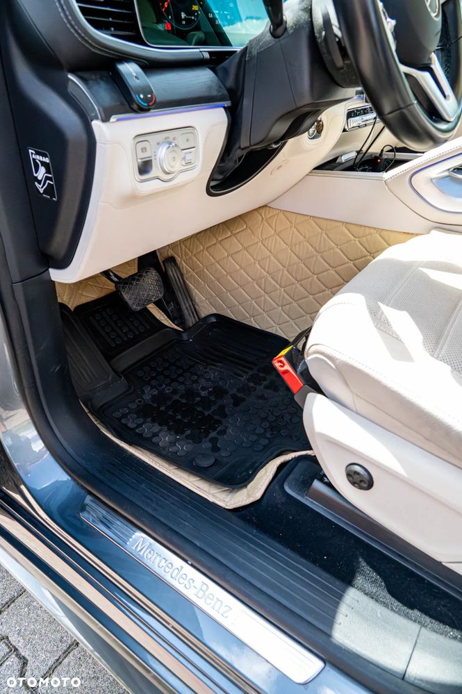 Mercedes-Benz GLE 350 e 4-Matic Premium - 18
