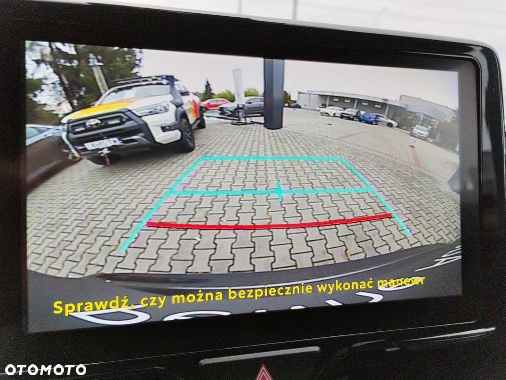 Toyota Yaris Cross Hybrid 1.5 Comfort 4x4 - 18