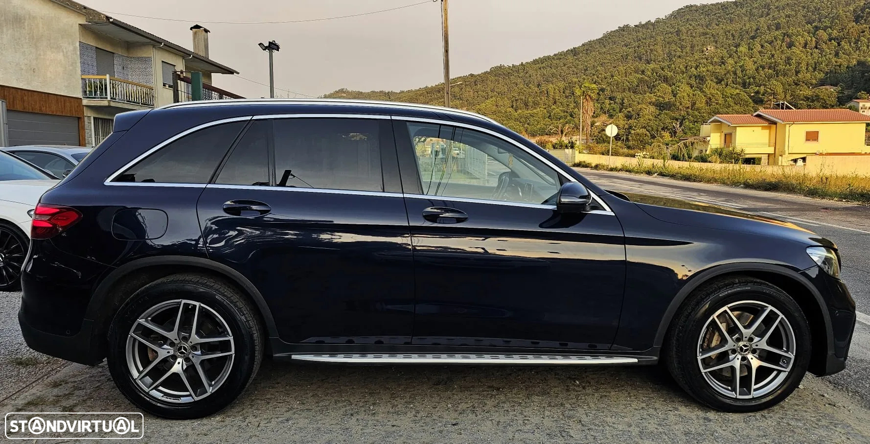 Mercedes-Benz GLC 220 d 4Matic 9G-TRONIC AMG Line - 35