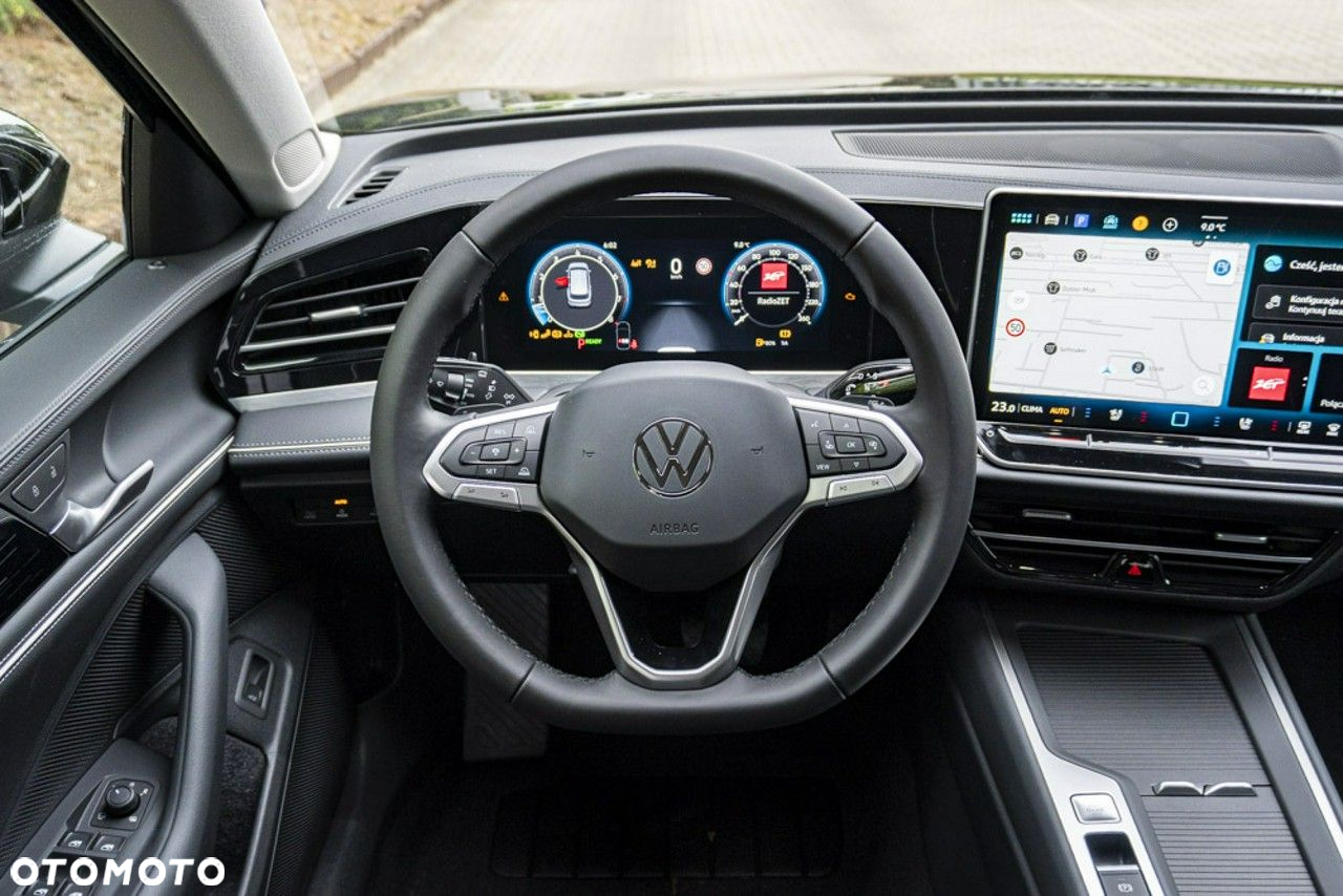 Volkswagen Passat - 18