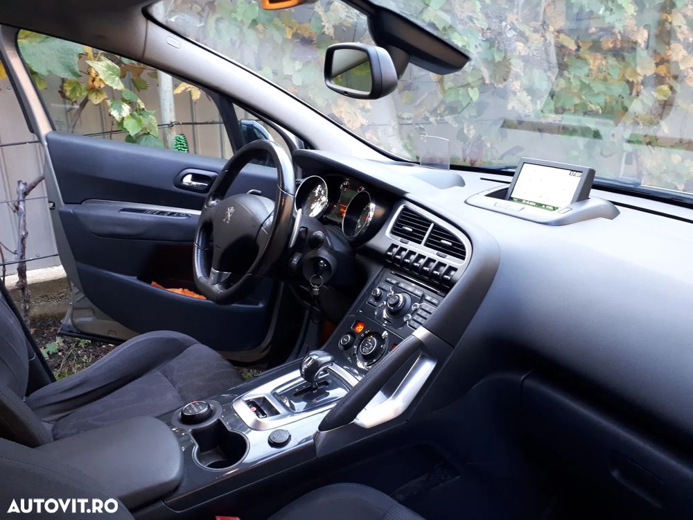 Peugeot 3008 - 5