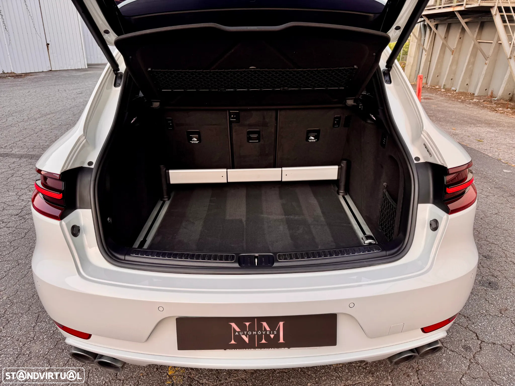 Porsche Macan S - 32