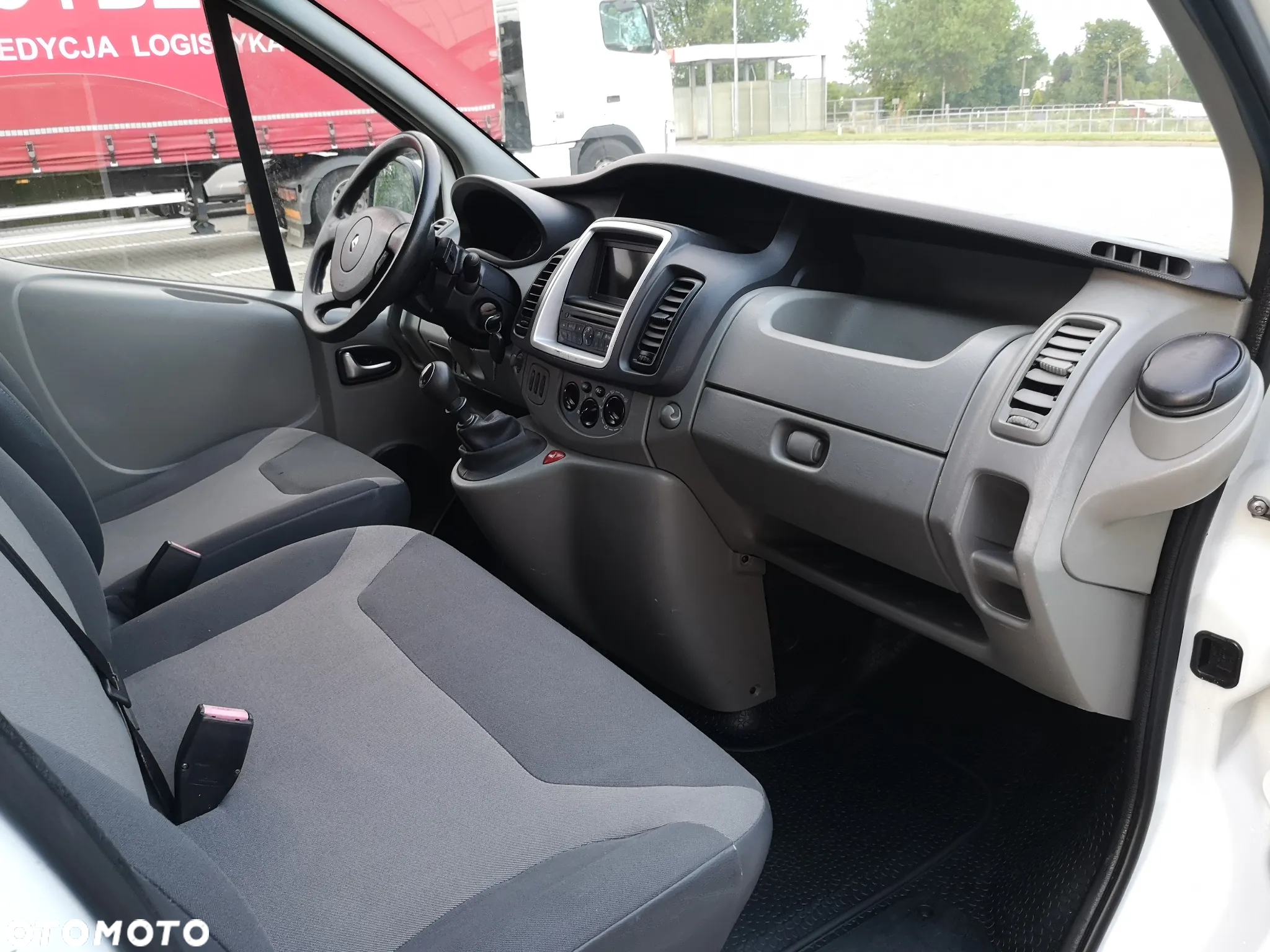 Renault TRAFIC - 36