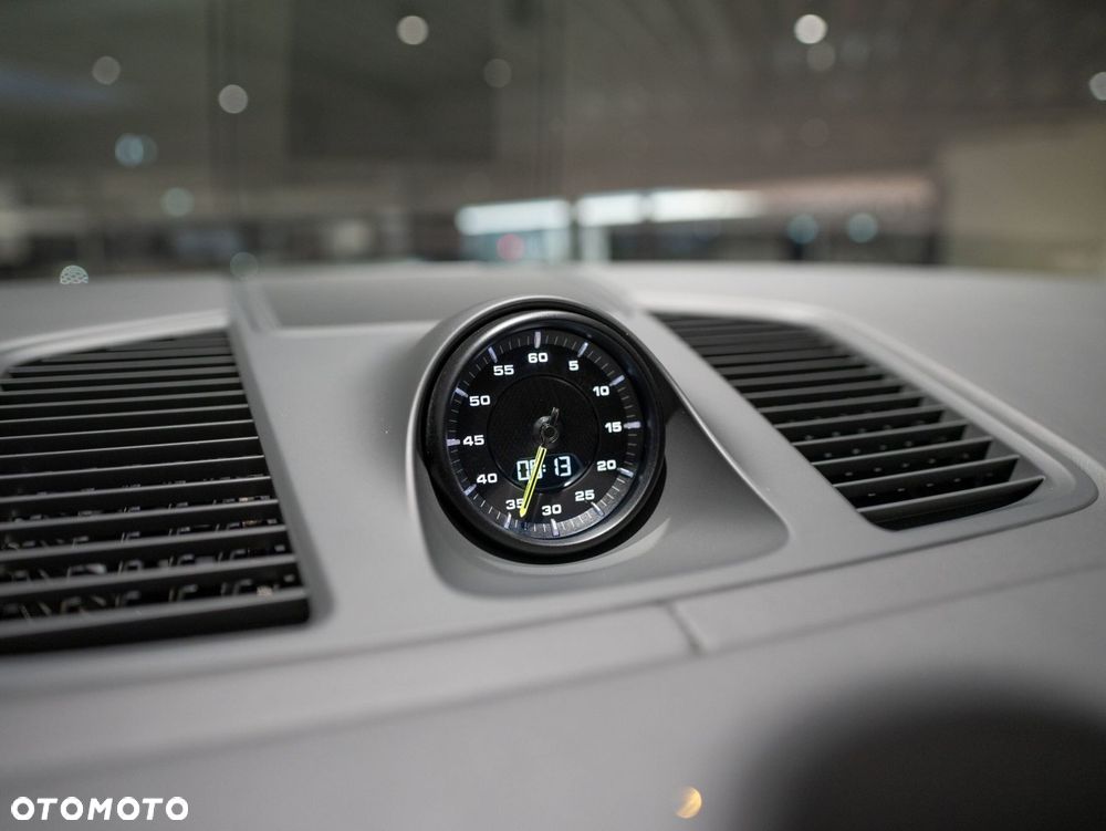 Porsche Cayenne E-Hybrid - 33