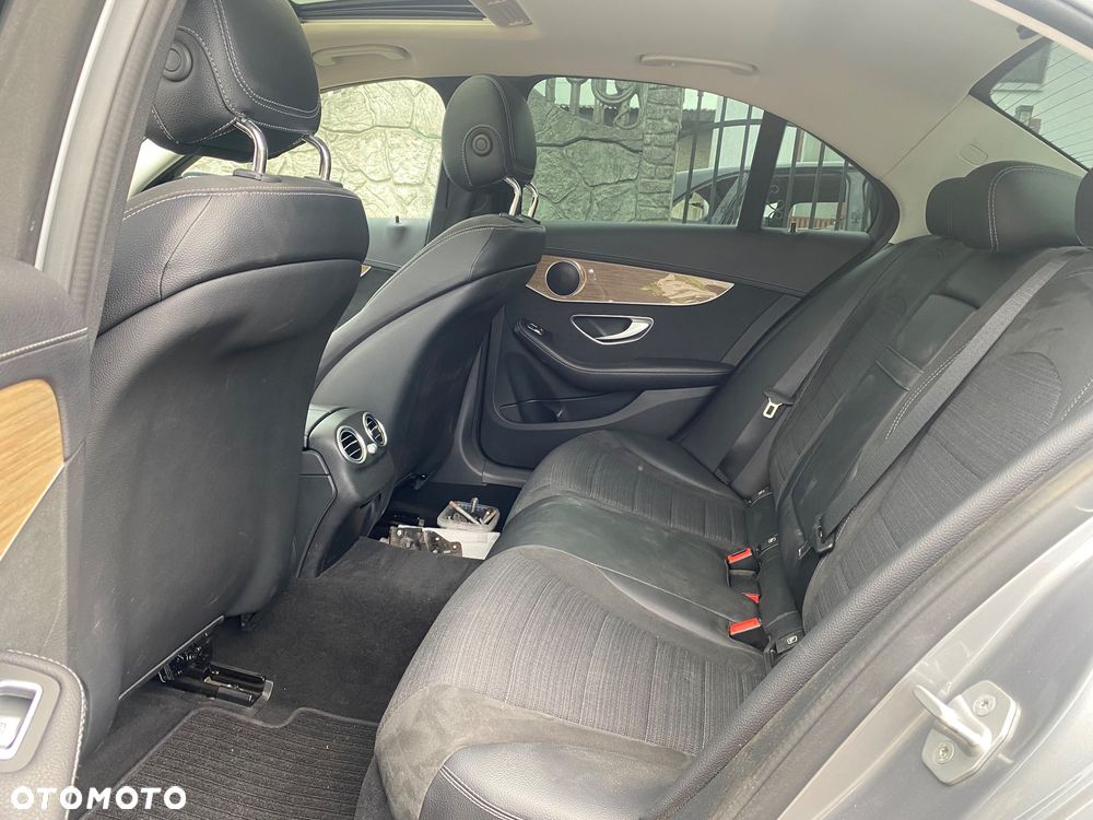 Mercedes-Benz Klasa C 180 7G-TRONIC Exclusive - 7