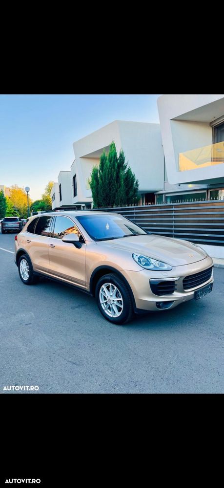 Porsche Cayenne 3.0 L - 3