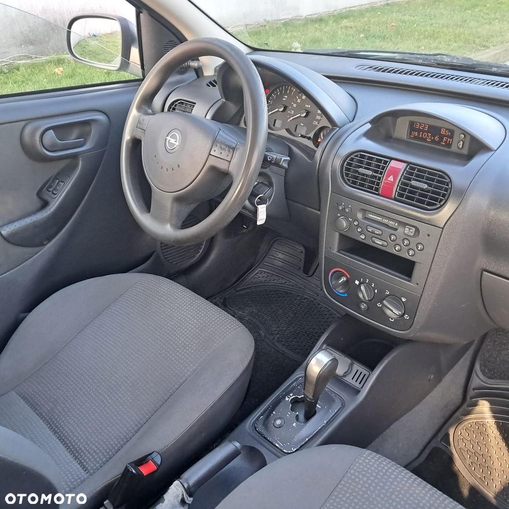 Opel Corsa - 12