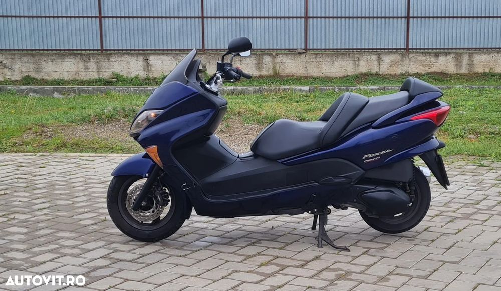 Honda Forza 350 - 3