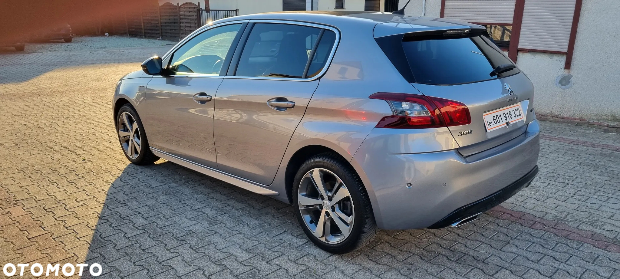 Peugeot 308 PureTech 130 EAT6 Stop & Start GT-Line Edition - 11