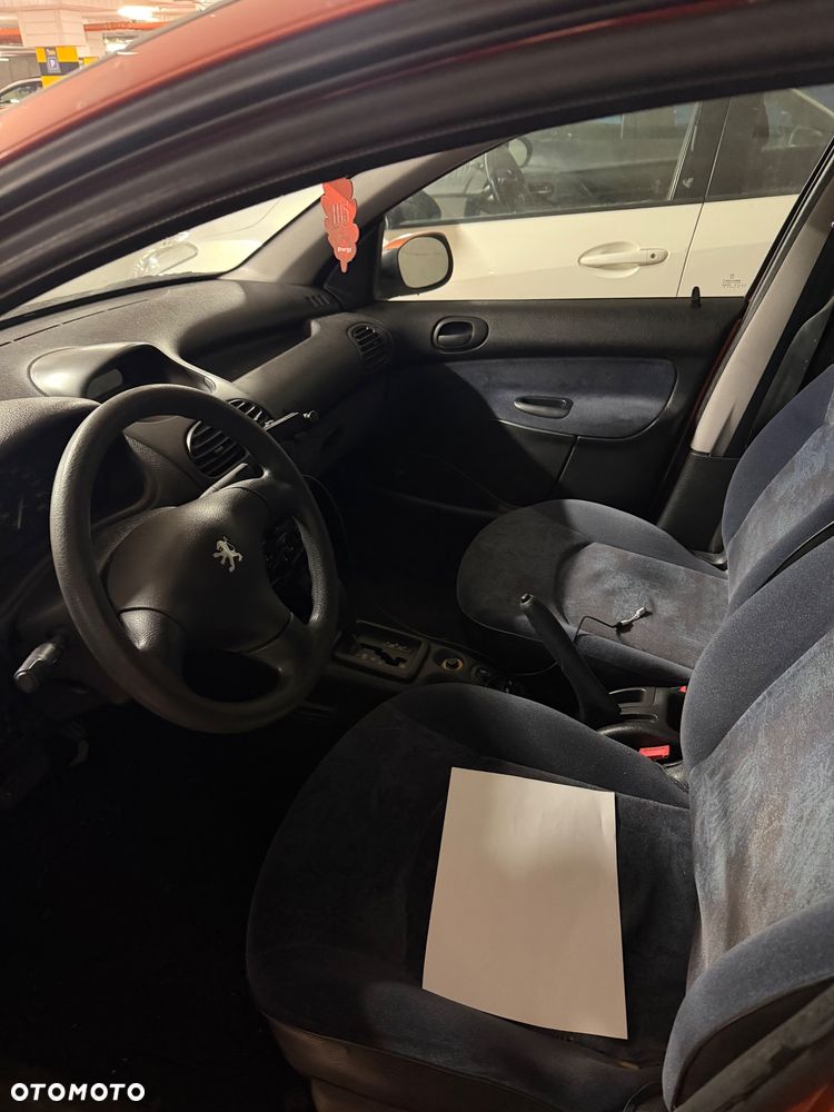 Peugeot 206 - 9