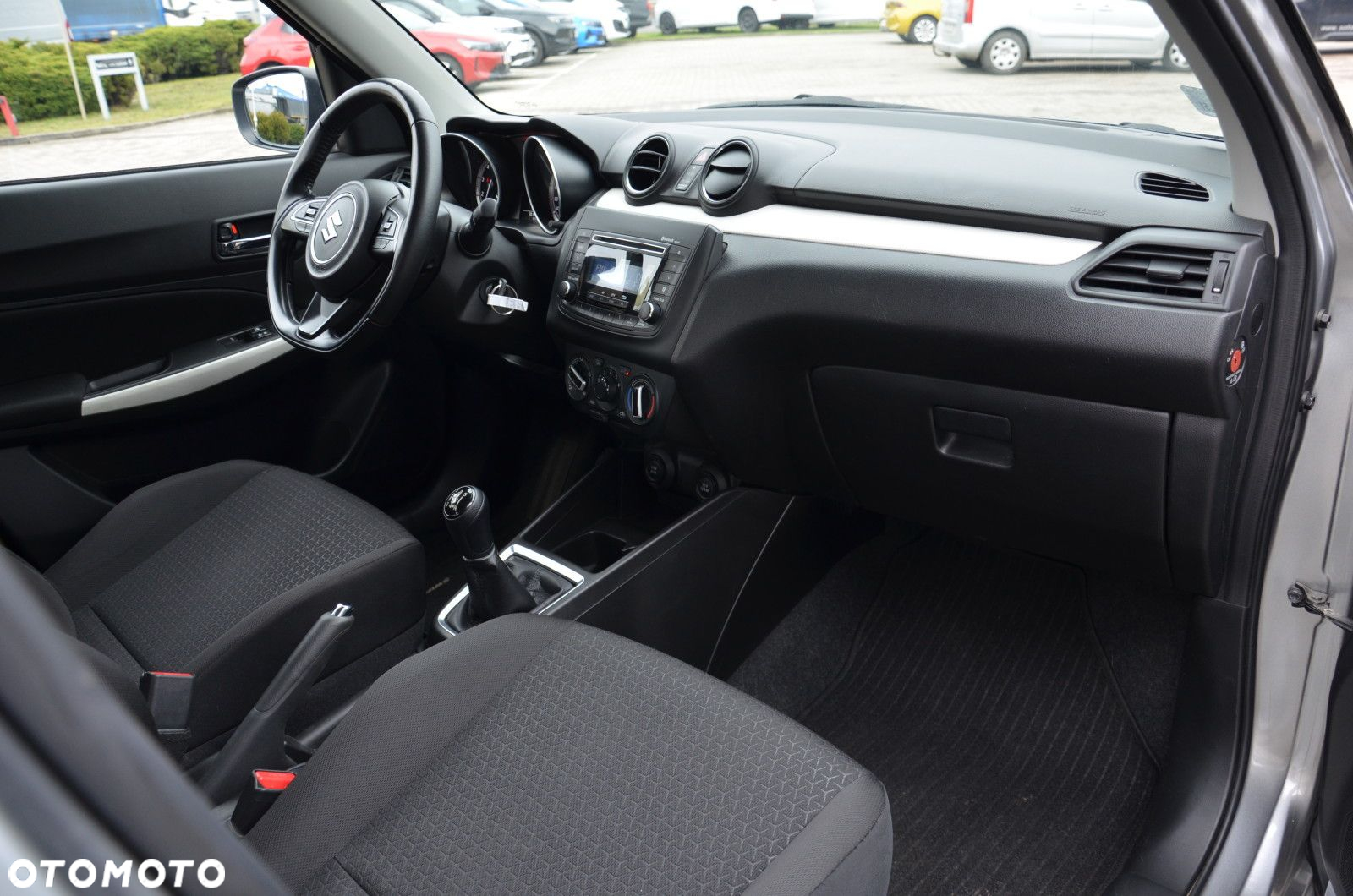 Suzuki Swift - 6