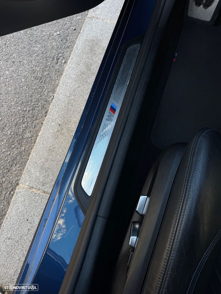 BMW 530 e Pack Desportivo M - 8