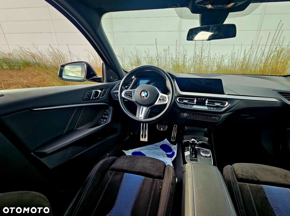 BMW Seria 1 118i M Sport - 12