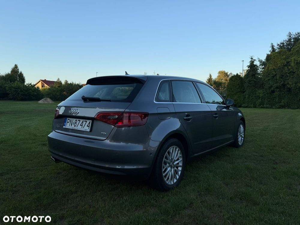 Audi A3 Sportback - 3