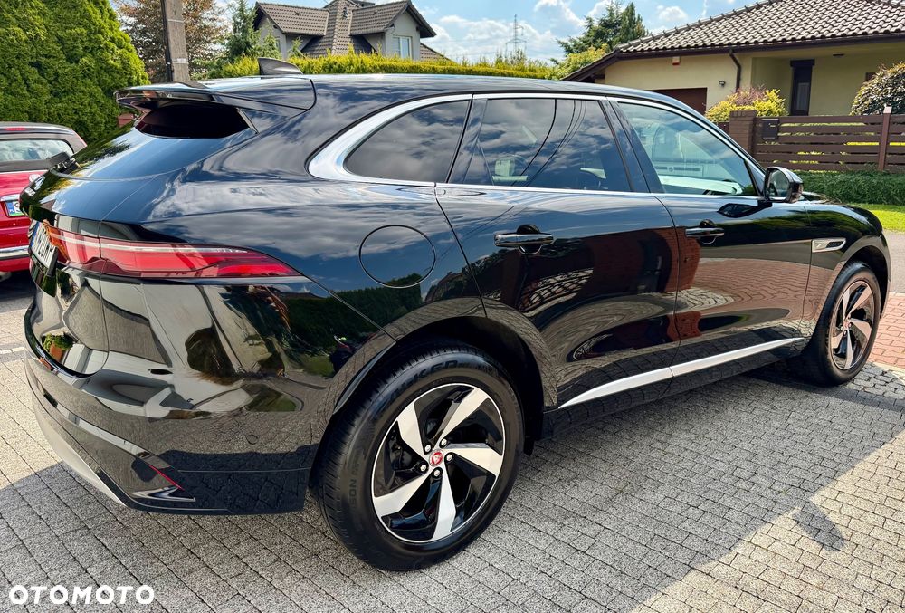 Jaguar F-Pace - 6